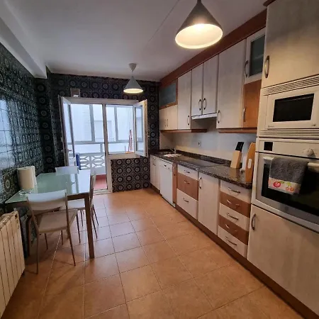 126a Apartamento Escalera 7 Playa - 3 * Gijón